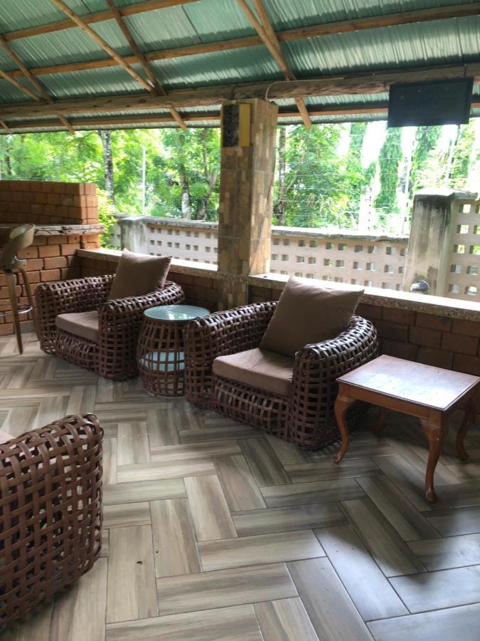 Tatys homestay Dar es Salaam Luaran gambar
